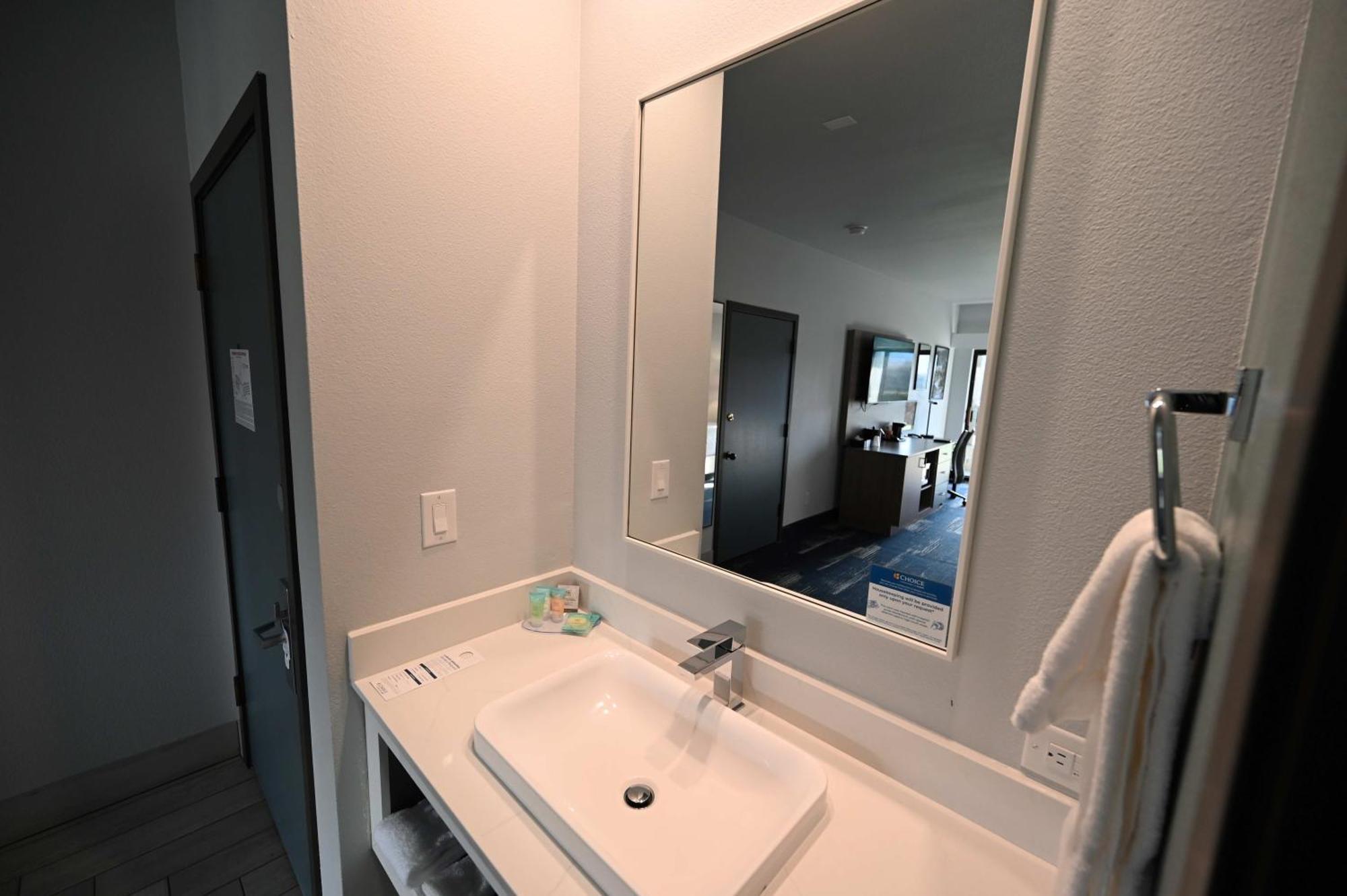 Edgewater Inn And Suites, Ascend Hotel Collection Coos Bay Eksteriør billede