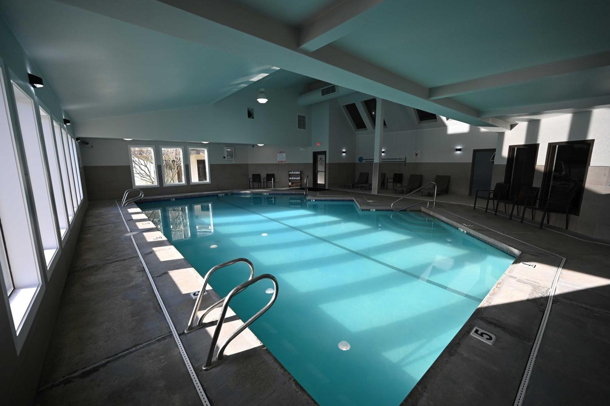 Edgewater Inn And Suites, Ascend Hotel Collection Coos Bay Eksteriør billede