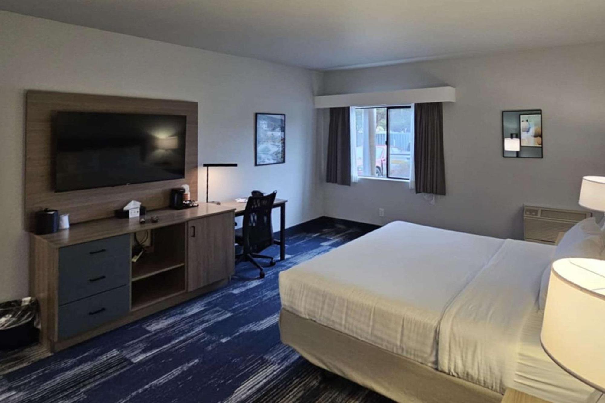 Edgewater Inn And Suites, Ascend Hotel Collection Coos Bay Eksteriør billede