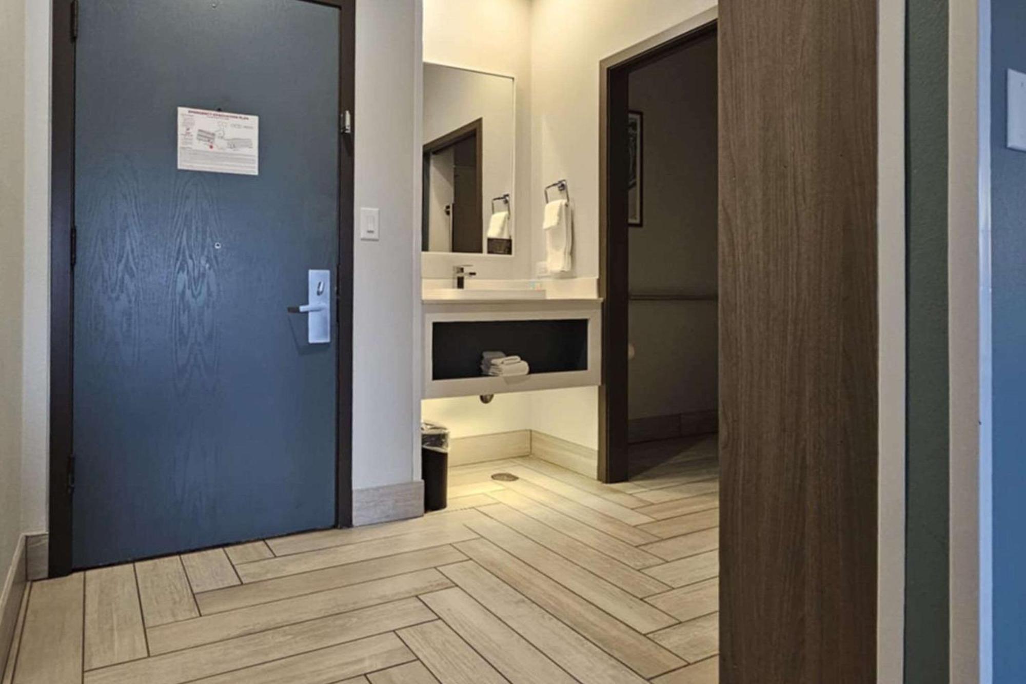 Edgewater Inn And Suites, Ascend Hotel Collection Coos Bay Eksteriør billede