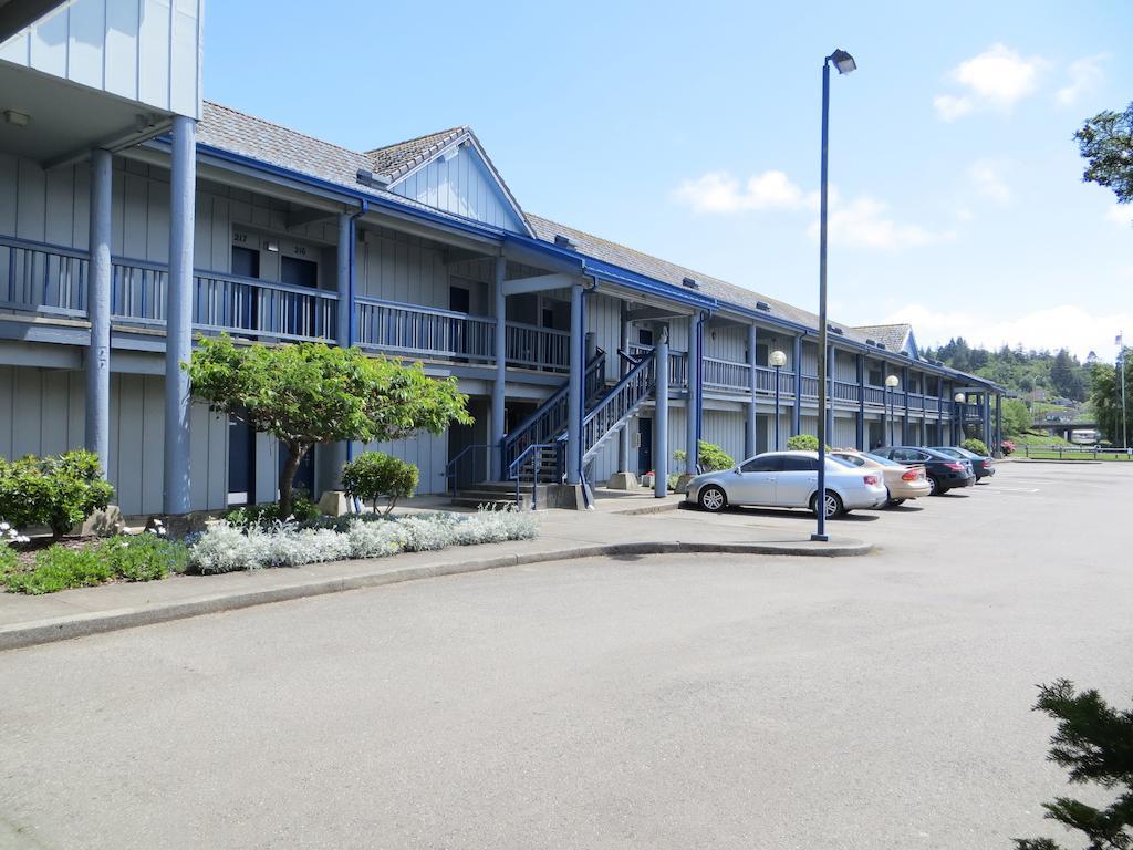 Edgewater Inn And Suites, Ascend Hotel Collection Coos Bay Eksteriør billede